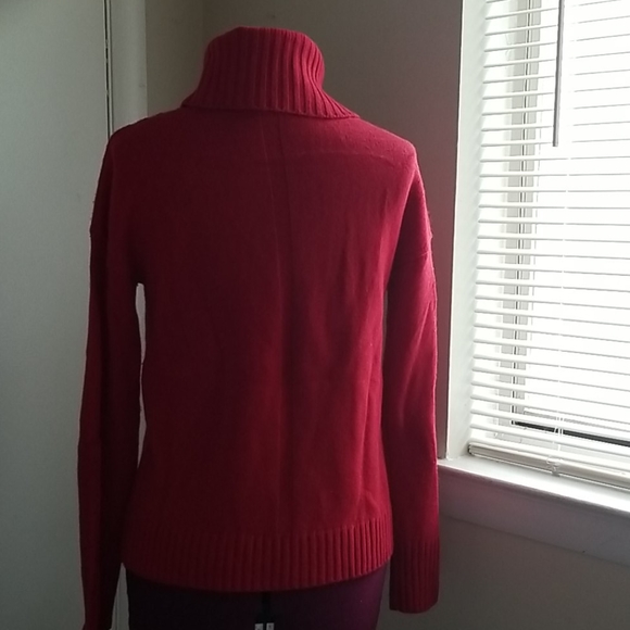 Red turtleneck sweater by ORVIS - Picture 2 of 5